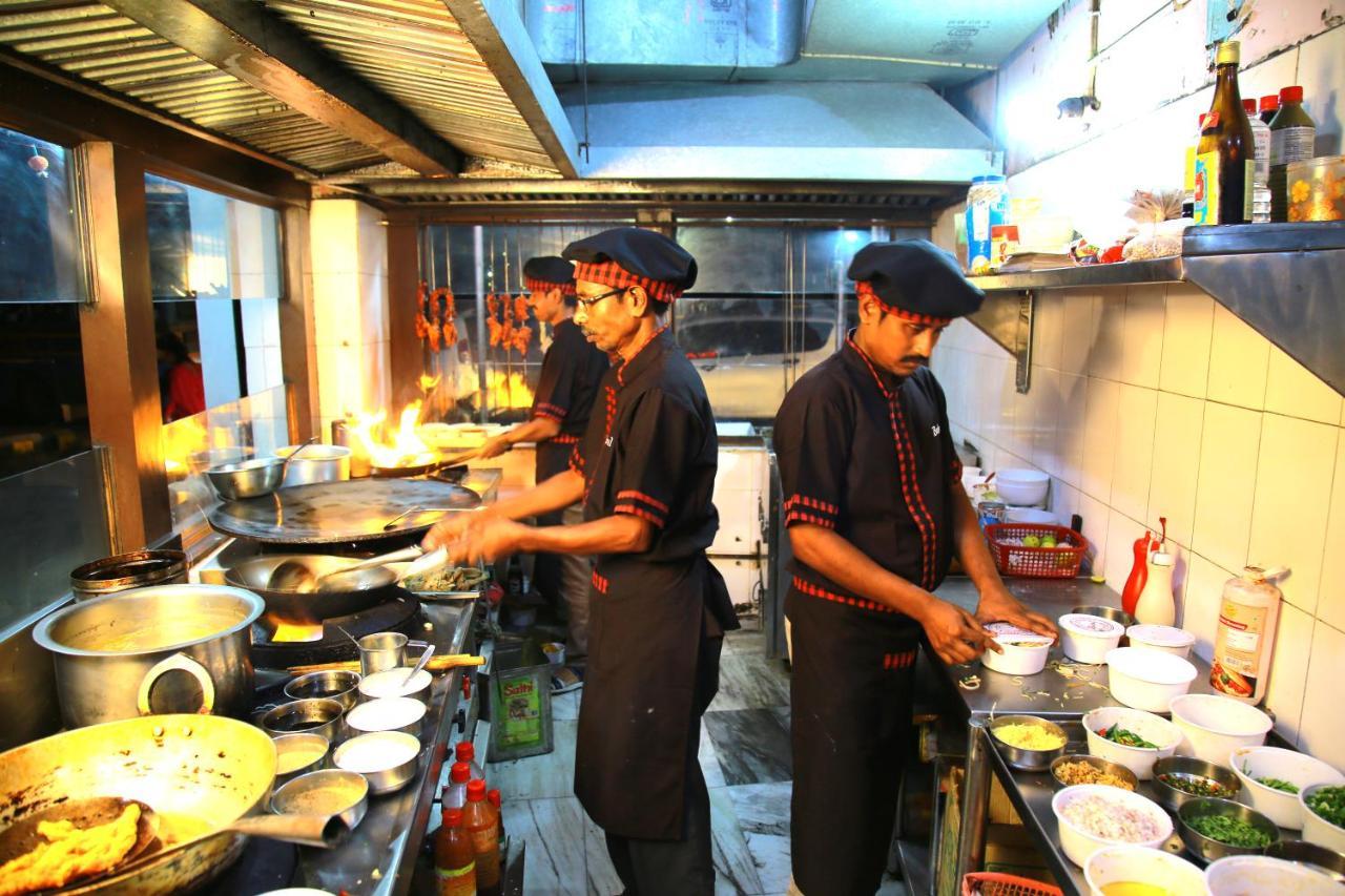 โรงแรมบาบูล โกลกาตา ภายนอก รูปภาพ